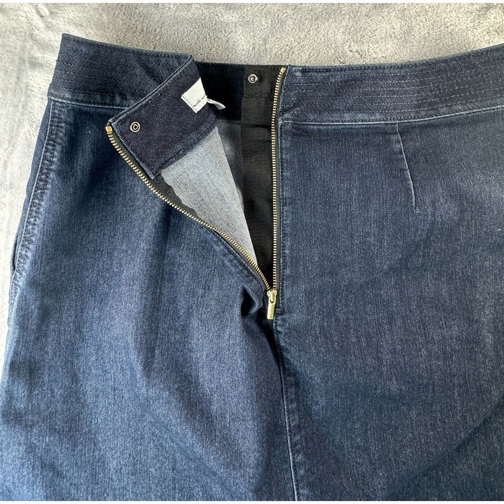 LOFT Denim Mini Skirt Women's Size 10 Dark Wash Stretch Pockets Casual - Picture 4 of 10